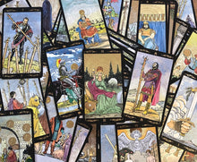 Load image into Gallery viewer, Golden Universal Tarot Deck